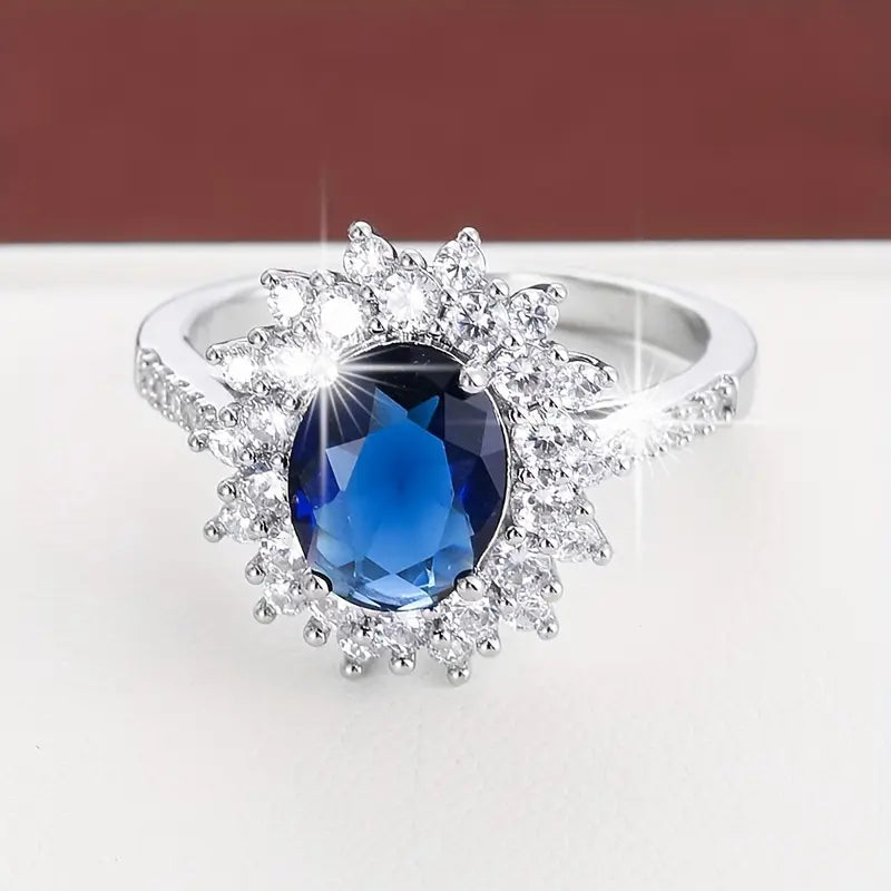 White Gold Statement Ring - Elegant Saphirae Design