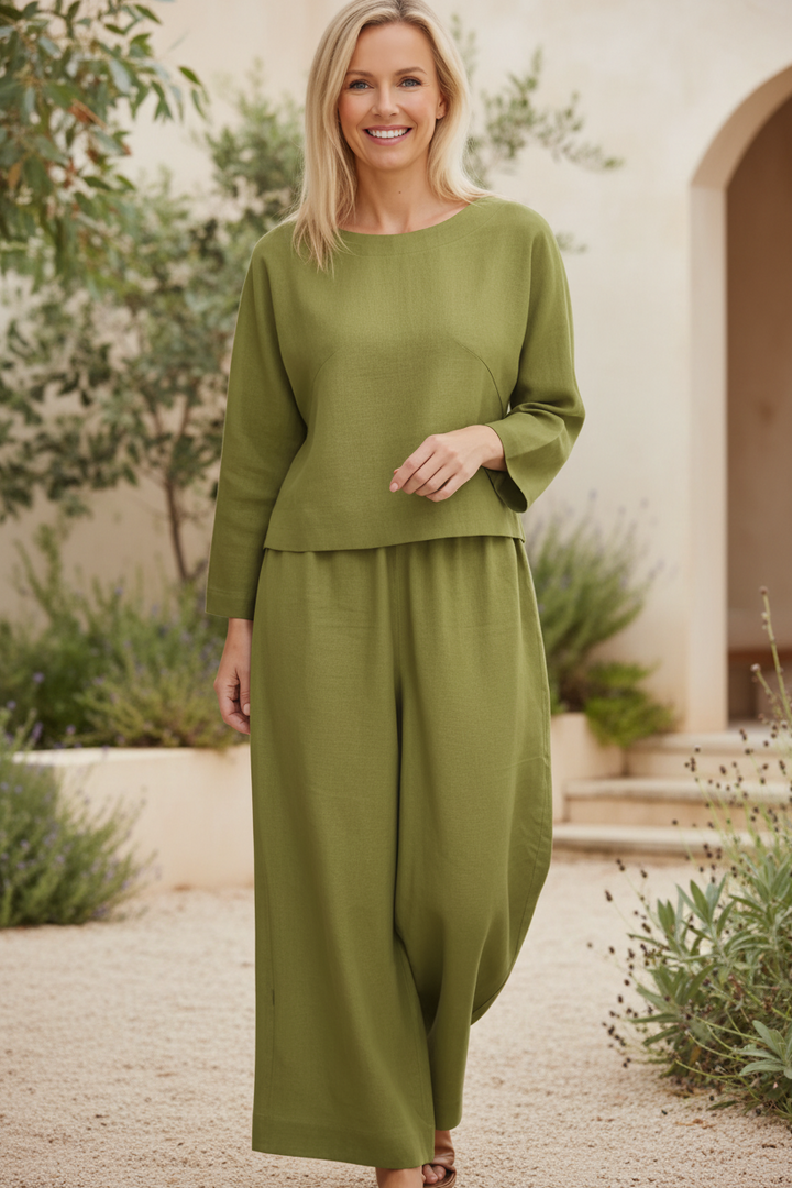 Two-Piece Set for Women - Relaxed Round Neck Top & Wide Leg Pants