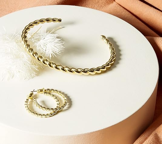 Gold Twisted Bracelet | Timeless Everyday Jewelry