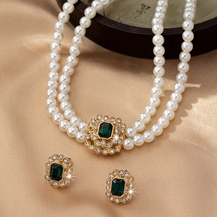 Gold Jewelry Set - Elegant Necklace and Earring Collection