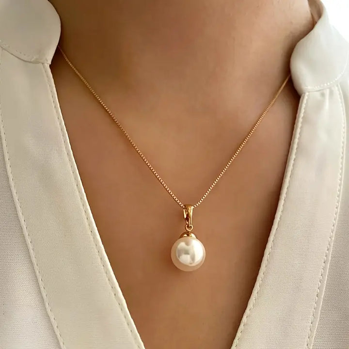Pearl Jewelry Set Gold Tone Necklace Earrings Elegant Bridal