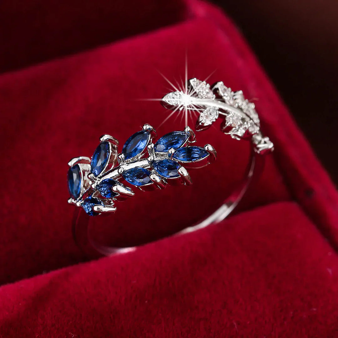 White Gold Ring | Elegant Lyselle Design Statement Ring