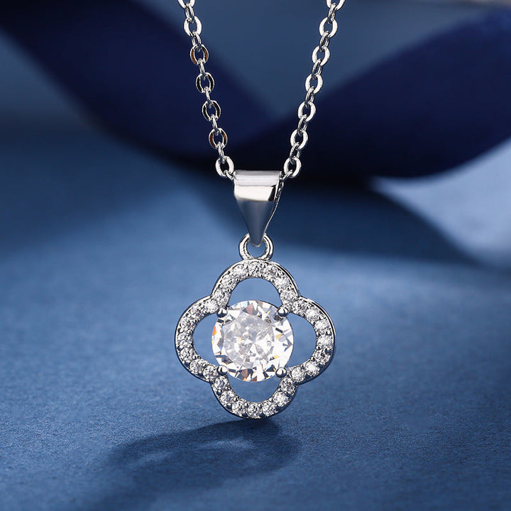 Clover Charm Jewelry Set in White Gold | Delicate Layering Necklace