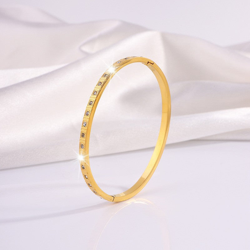 Gold Bracelet | Annabella Giacconi Elegant Everyday Jewelry