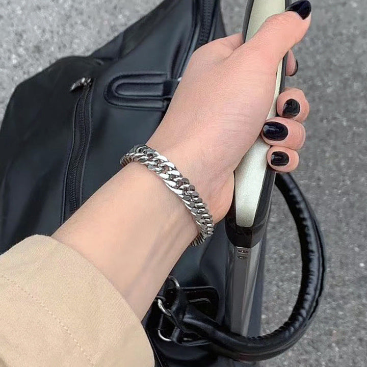 White Gold Bracelet | Sterling Silver Vale Chain | Everyday Elegant