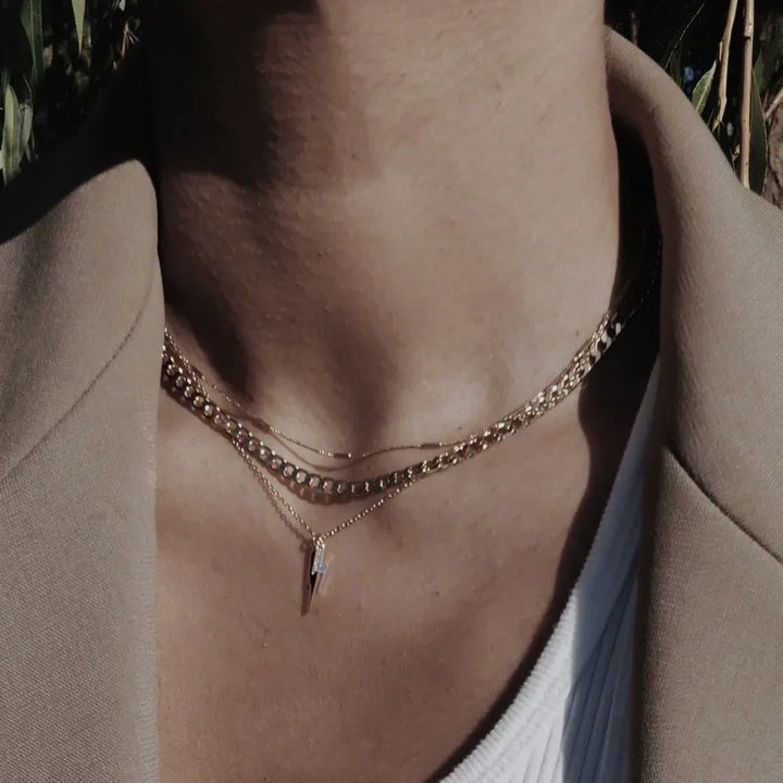 Flat Link Curb Chain Necklace in White Gold Finish