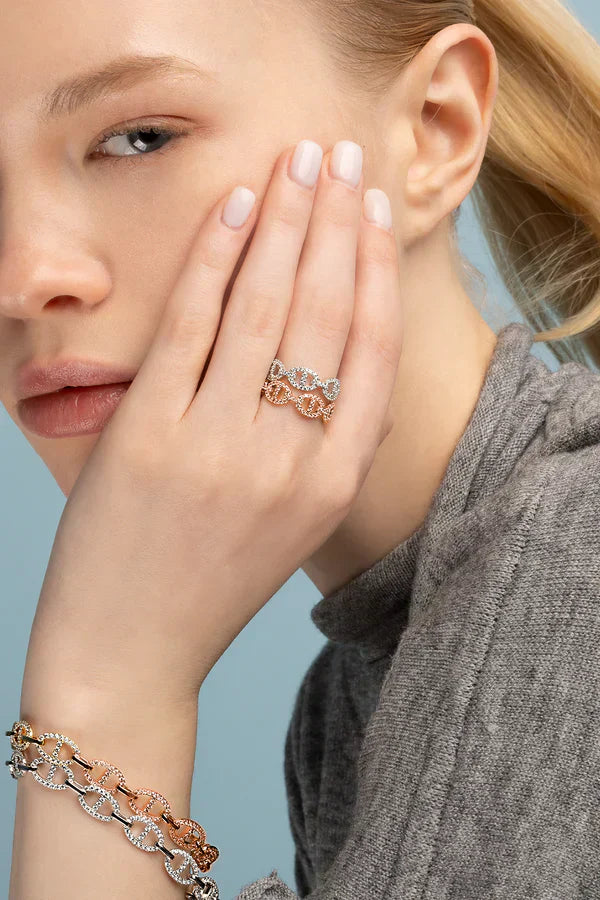 White Gold Ring with Modern Design - Isla Marina Style