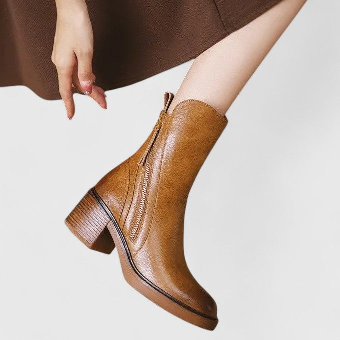 Elegant Knee High Boots for Women - Timeless Leather Design