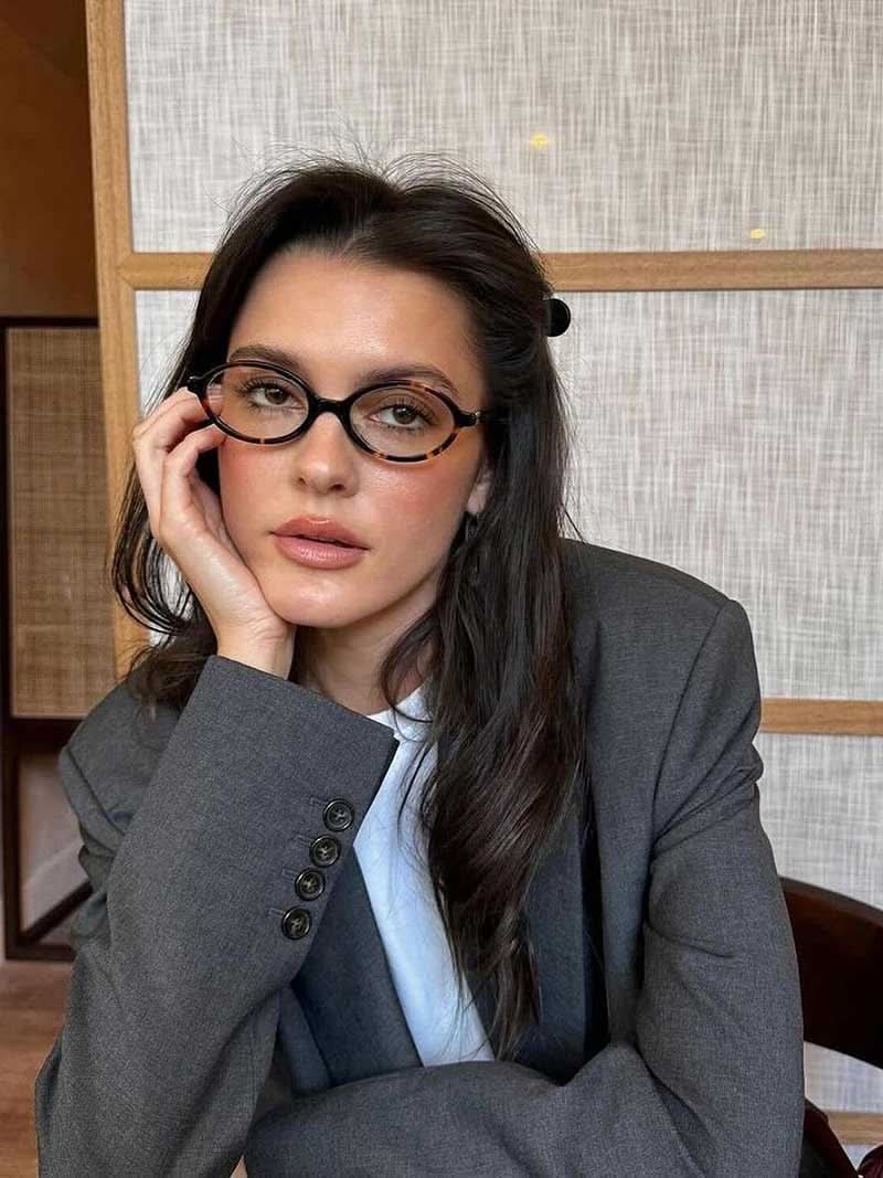 Reading Glasses for Women with Blue Light Blocking Technology
