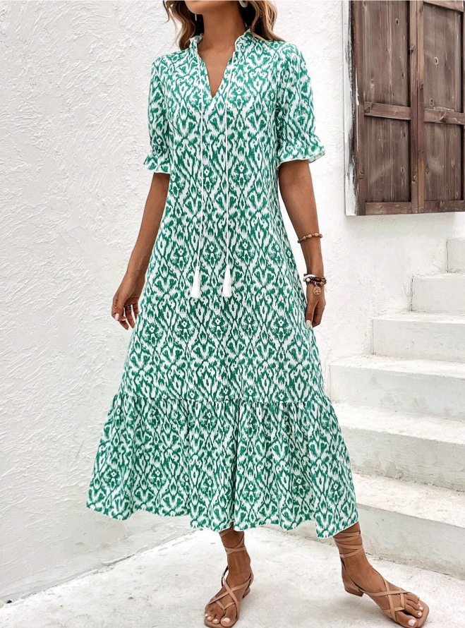 Summer Maxi Dress with V-Neck and Fitted Waist