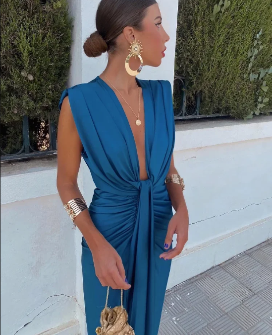 Elegant Pleated Dress for Women - Timeless Style