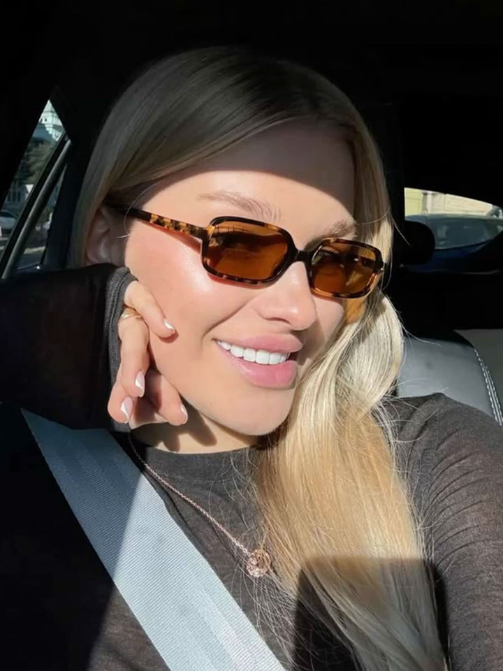 Small Rectangular Sunglasses for Women - Chic Retro Style