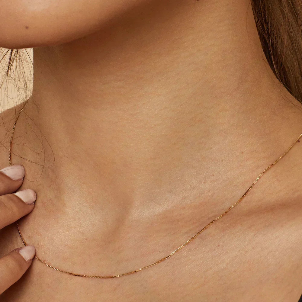 Gold Pendant Necklace - Bodega Box Statement Jewelry