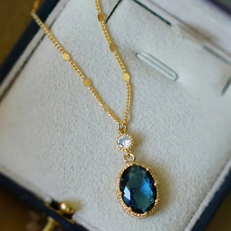 Gold Pendant Necklace - Thessia Lunebray Delicate Chain