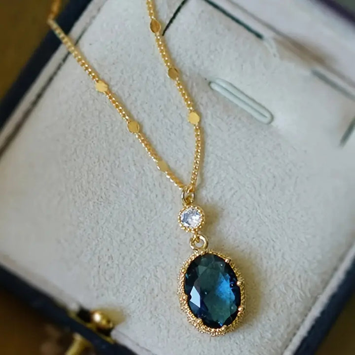 Gold Pendant Necklace - Thessia Lunebray Delicate Chain