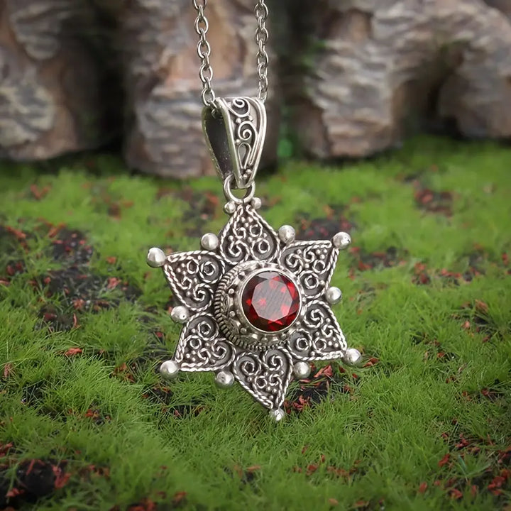 Delicate White Gold Necklace - Everyday Elegant Pendant