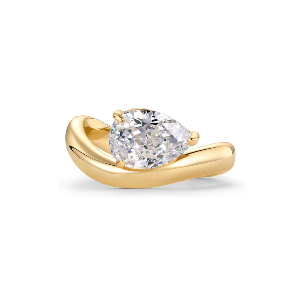 Gold Wavy Promise Ring | Delicate Stackable Band for Women