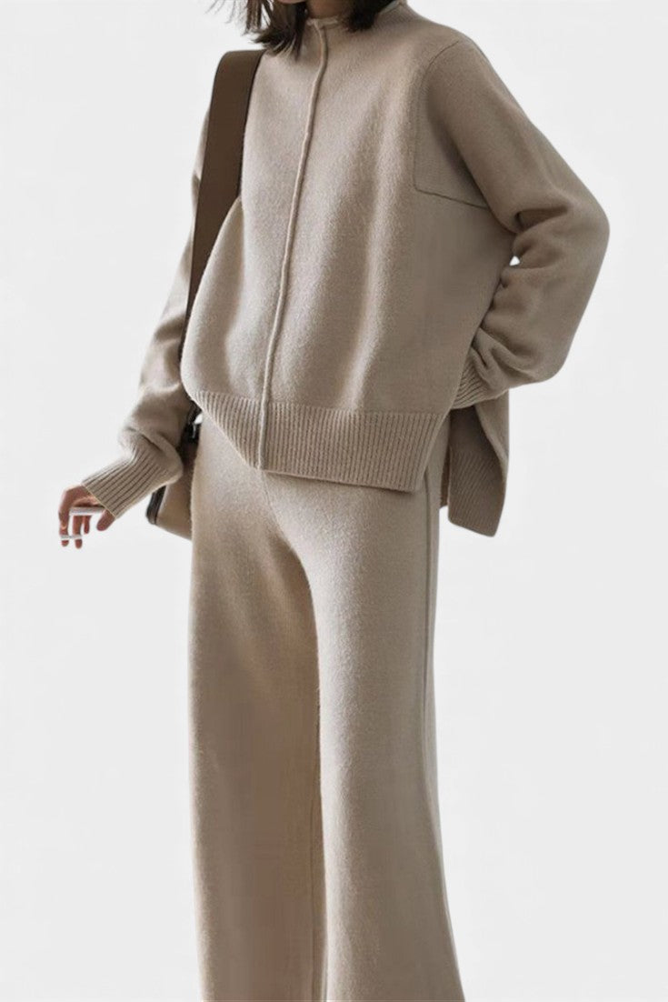 Casual Two Piece Set for Women - Relaxed Elegant Lounge Outfit