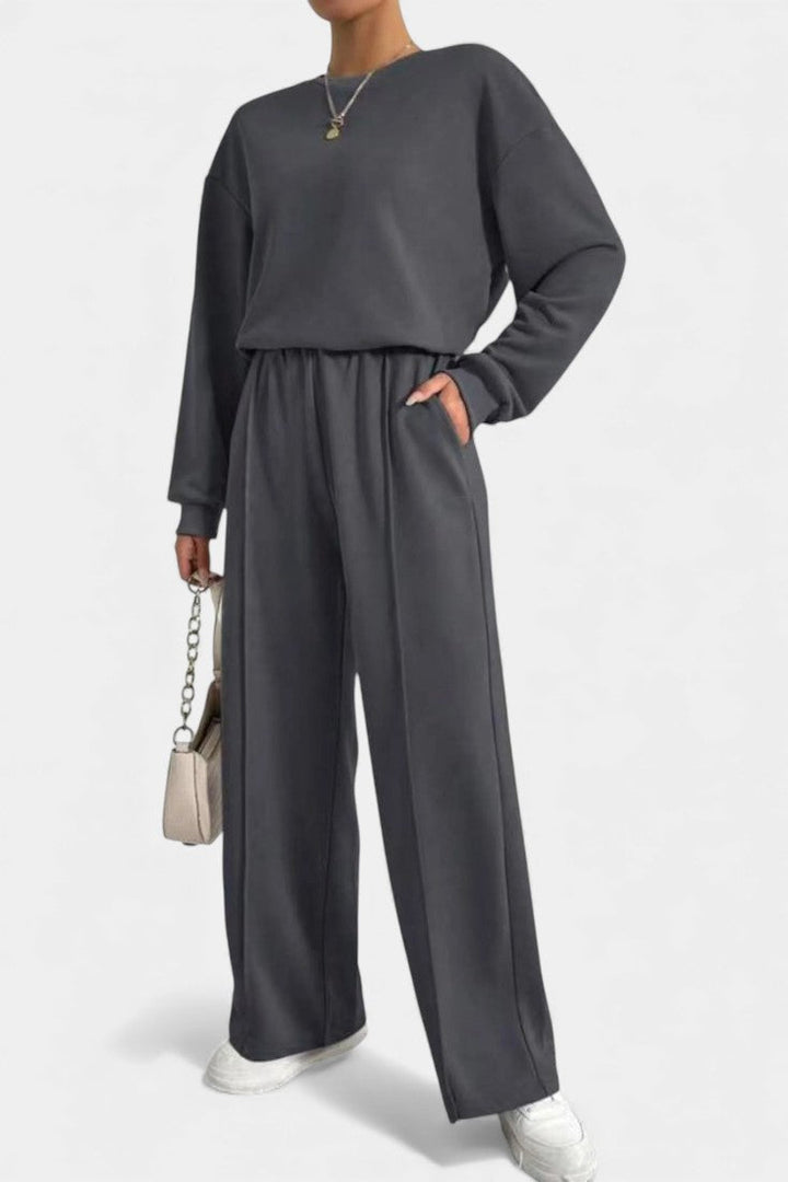 Relaxed Sweatshirt and High Waisted Pants Set for Women