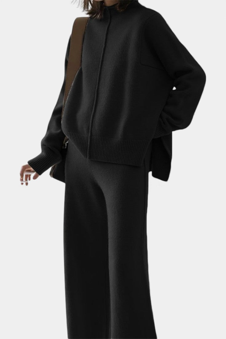 Casual Two Piece Set for Women - Relaxed Elegant Lounge Outfit