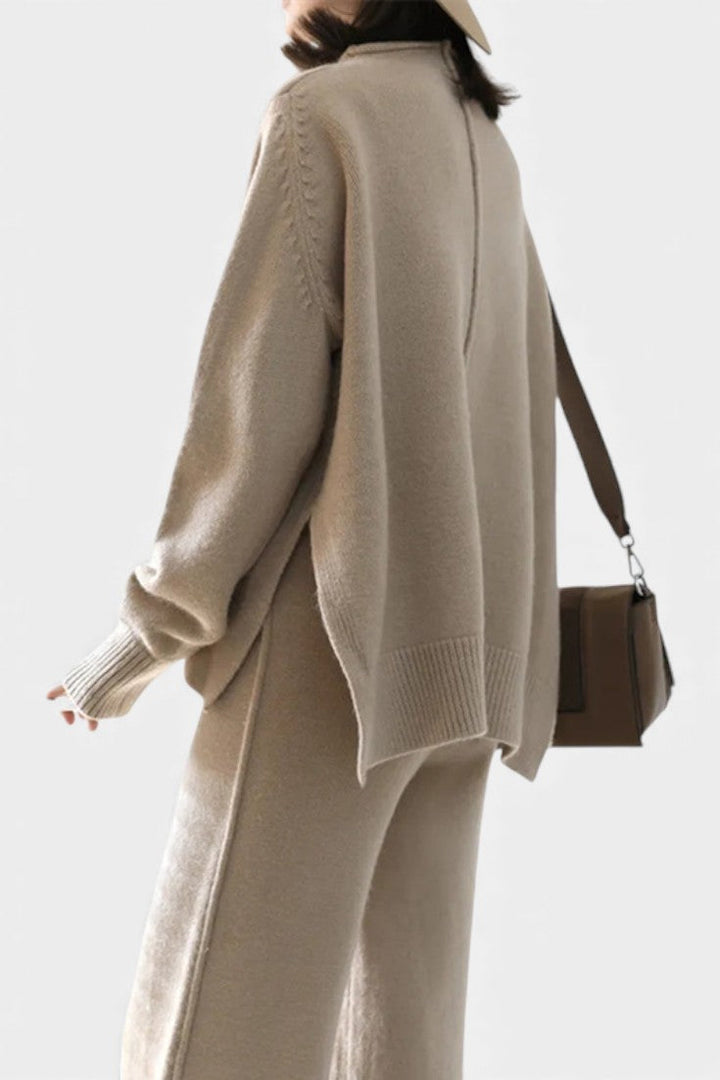 Casual Two Piece Set for Women - Relaxed Elegant Lounge Outfit