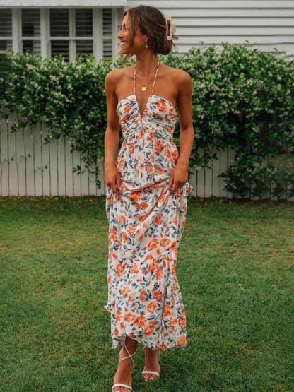 Floral Maxi Dress with Elegant Neckline for Summer